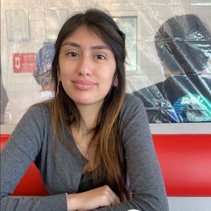 Meet your Posher, Abigail